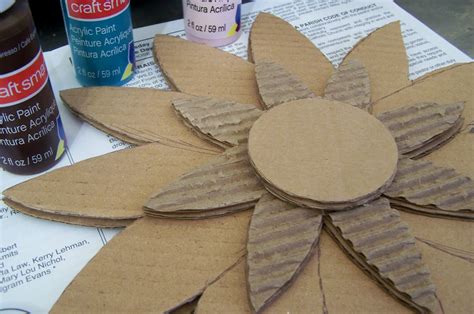 repurpose relove: Recycled Cardboard Wall Flowers