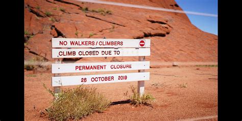 Uluru Handed Back to Anangu People - Deadly Story