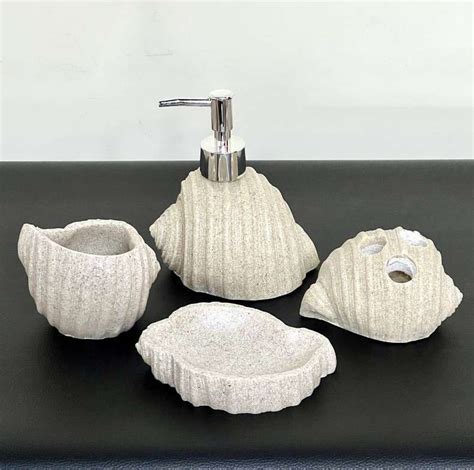 4 pcs bath set(S) | AenZay Homes