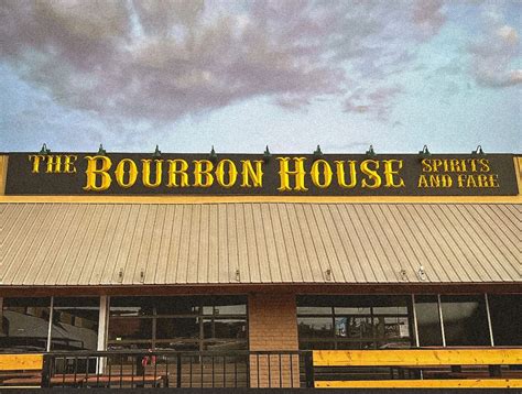 Bourbon, Bar and Food - The Bourbon House