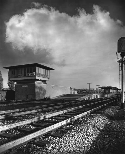 Potters Bar Station, Hertfordshire: signal box | RIBA pix