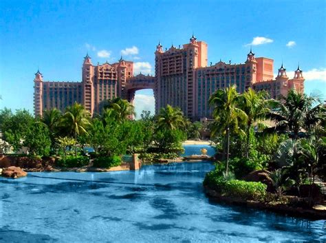 Atlantis Hotel - Dreams Destinations