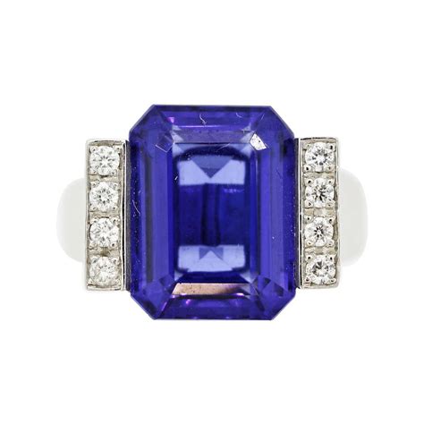 Tanzanite Diamond Platinum Ring For Sale at 1stDibs