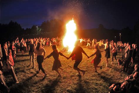 Summer solstice celebrations and traditions around the world | CNN