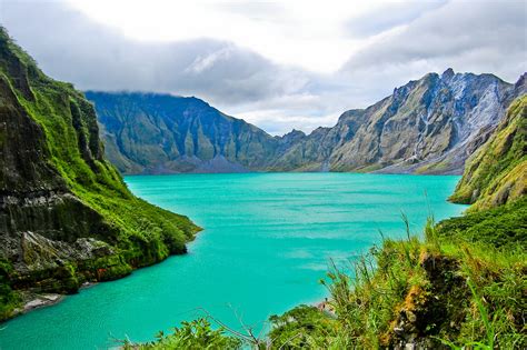 Mt. Pinatubo Crater Lake | Mt. Pinatubo’s crater-lake is stu… | Flickr