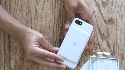 Is there a Smart Battery Case for the new iPhone SE? - 9to5Mac