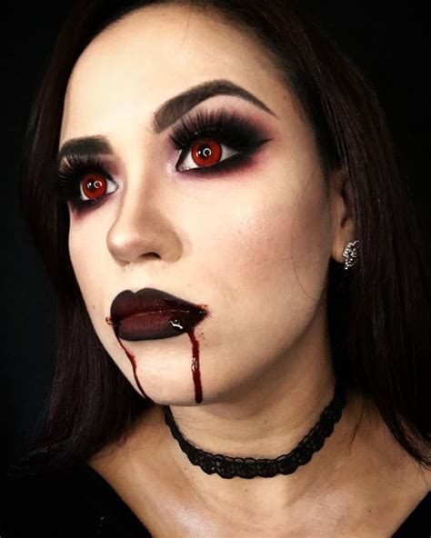 #halloweenmakeup in 2020 | Cute halloween makeup, Vampire makeup ...