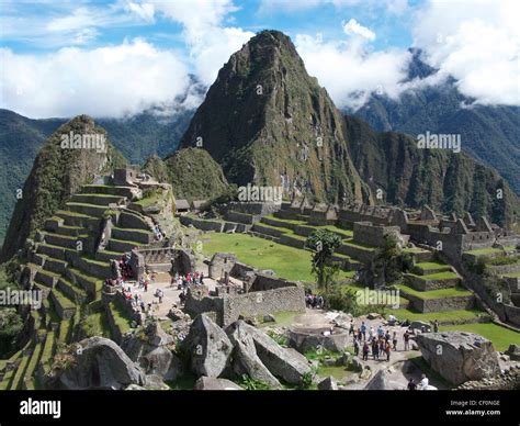 machu picchu,it was built as an estate for the inca emperor pachacuti ...