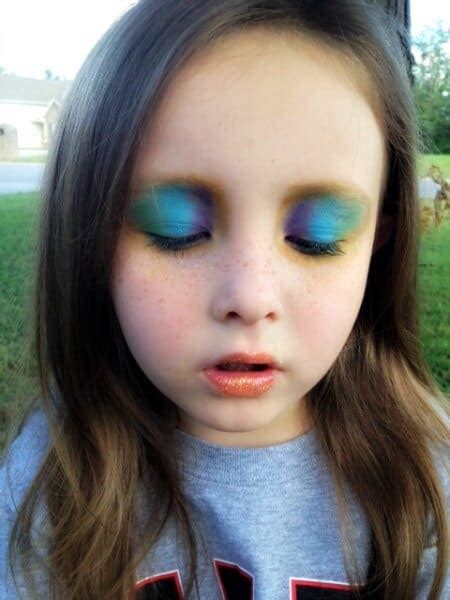 Easy Halloween Makeup for Kids: Peacock Edition - Real Advice Gal