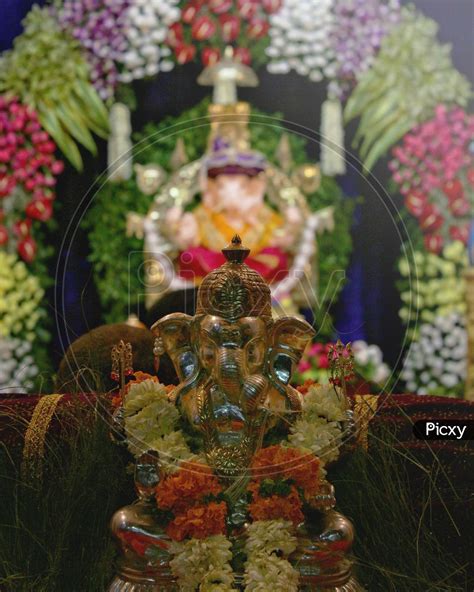 Image of Tambdi jogeshwari ganpati at pune-VN389806-Picxy