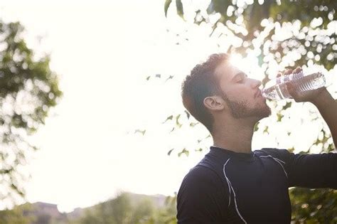 11 Kebaikan Minum Air Kosong Untuk Kesihatan Diri - InfoCuckoo.com