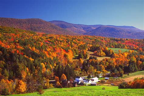 This trail may be the best way to see New England’s fall colors