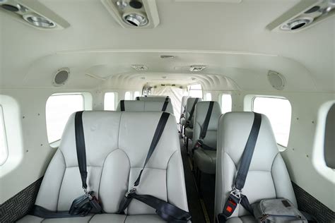 Inside a Cessna Grand Caravan 208B - EX seaplane