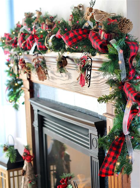 How to Make Stunning DIY Christmas Garland Like A Pro