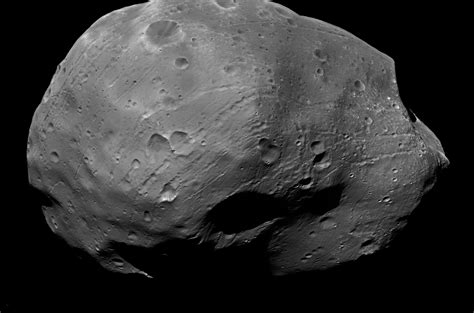 MAVEN » MAVEN Steers Clear of Mars Moon Phobos