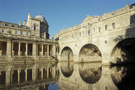 Pulteney Bridge In Bath | Visit Somerset | Broad Street Townhouse ...