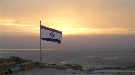 Israel Flag - The Official Symbol of Israel - Israel Travel Secrets