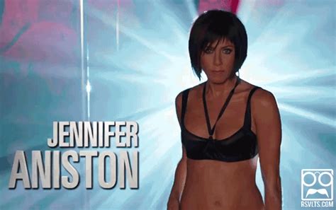 Jennifer Aniston We're The Millers GIF - JenniferAniston WereTheMillers ...