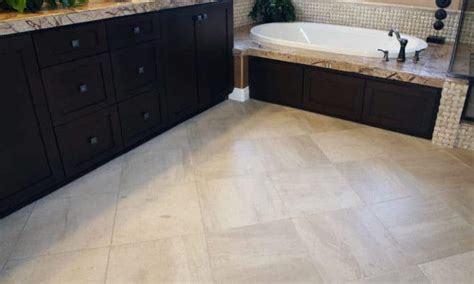 6 Best Non-Slip Bathroom Flooring Options