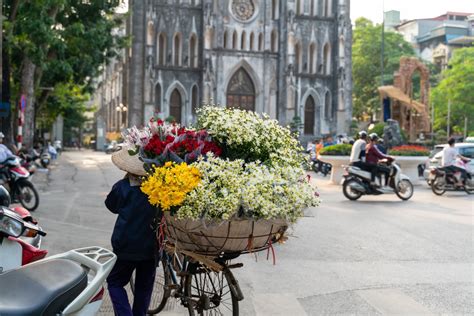 Hanoi's Old Quarter: What to See & Do | Celebrity Cruises