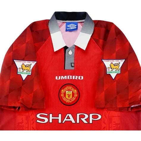 Manchester United 1996-97 Home Kit