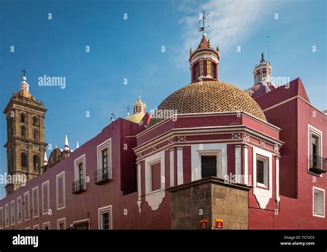 Puebla cathedral puebla mexico hi-res stock photography and images - Alamy