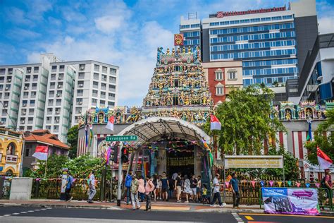 Free Walking Tours in Little India Singapore - Linda Goes East