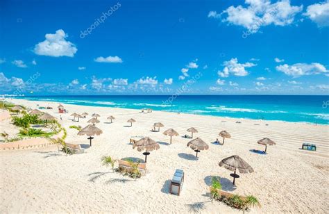 Cancun beach panorama — Stock Photo © javarman #52270427