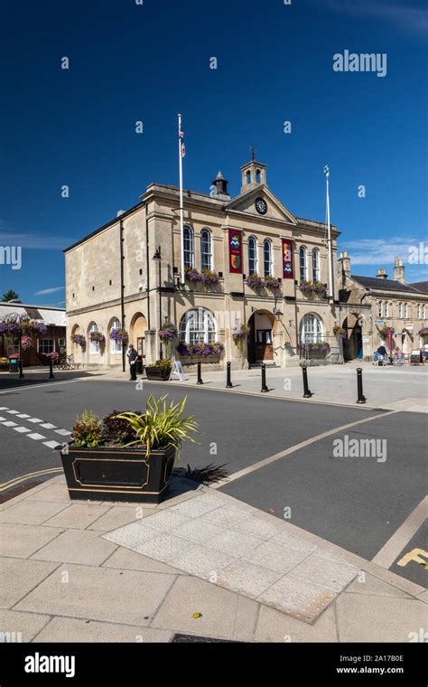 Town centre of melksham hi-res stock photography and images - Alamy