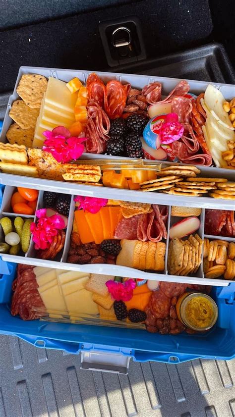 SNACKLE BOX! THE ULTIMATE TRAVELING CHARCUTERIE SNACK BOX! | Easy ...