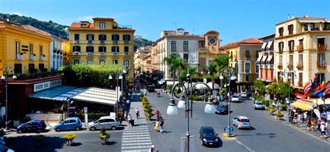 Piazza Tasso in Sorrento - Travel Through Italy