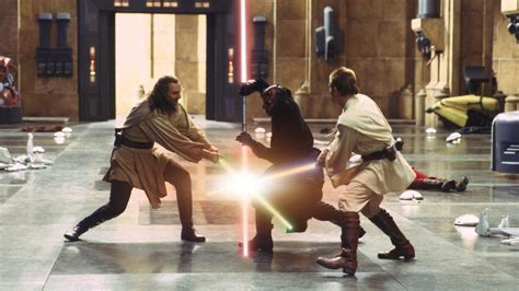 How Star Wars: The Phantom Menace’s Epic Lightsaber Duel Is Central to ...