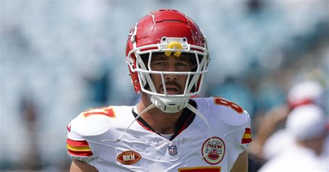 Chiefs' Travis Kelce: Deion Sanders' Sons Shedeur, Shilo Are ...