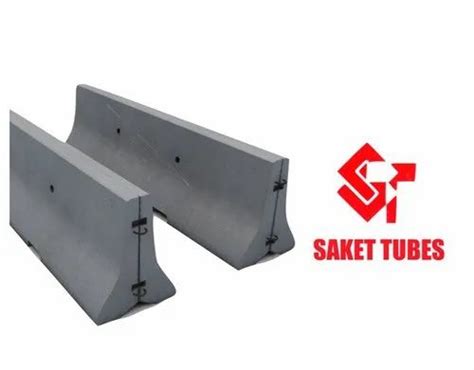 1-2 Feet Grey RCC Road Divider, For Construction, 10 - 30 Kg at Rs 70 ...