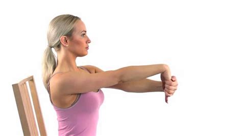 How to do a Wrist Flexion Stretch (to stretch the wrist extensor ...