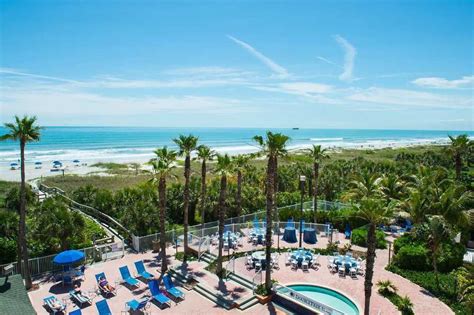 Great Vacation and Attraction Deals in Cocoa Beach, Florida