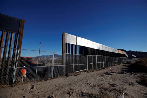 Nearly 700 Miles of Fencing at the US-Mexico Border Already Exist - ABC ...