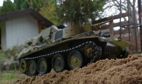 Polish wheeled tracked tank 10 TP : r/modelmakers