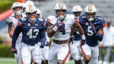 Auburn football lands nine players on preseason All-SEC teams