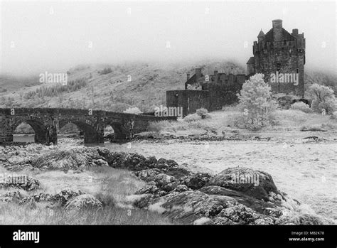 Eilean Donan Castle Scotland Stock Photo - Alamy