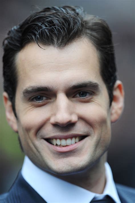 20 Henry Cavill Smiles That Are Worth the Wait | Henry cavill smile ...