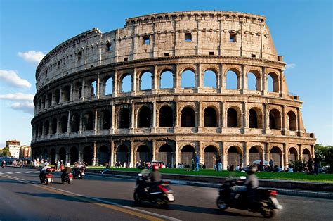 10 Most Iconic Buildings In Europe - WorldAtlas