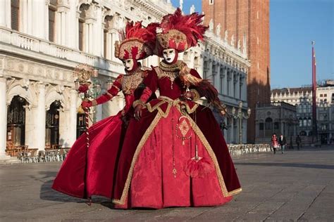 Venice Carnival Costumes: history and characters