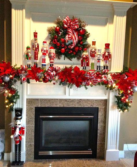 35 Christmas Fireplace Mantel Decoration Ideas That You'll Love