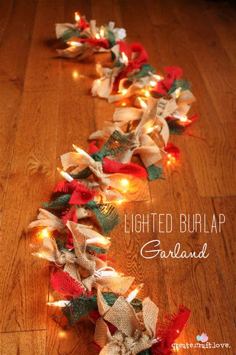 20 DIY Christmas Decorations Ideas You Should Try - Hongkiat