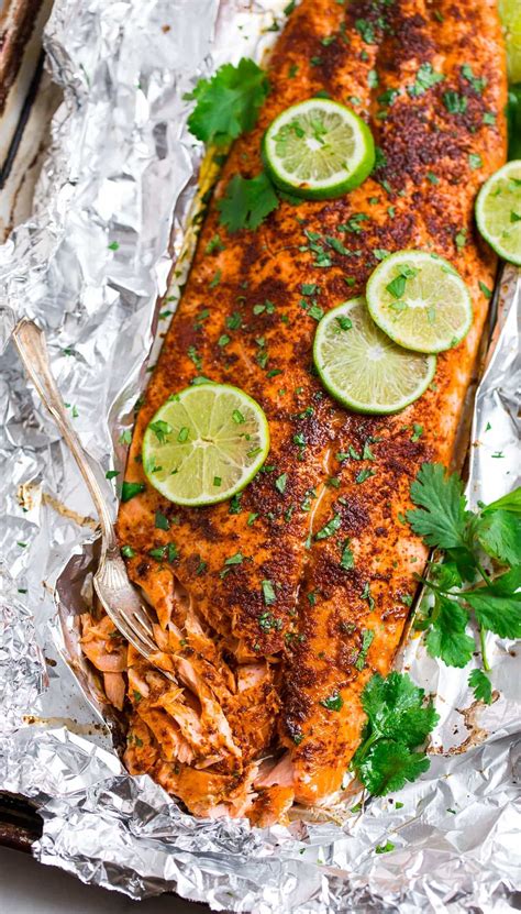 Spicy Salmon Recipe {Easy and Healthy!} – WellPlated.com