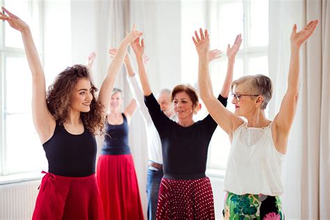 5 Benefits Of Joining Dance Classes For Seniors | Rittenhouse Village