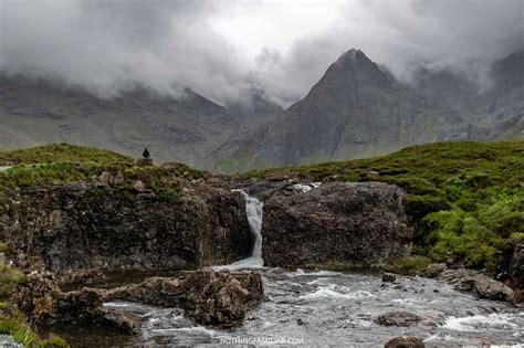 7 Must Know Tips For the Isle of Skye Fairy Pools in Scotland