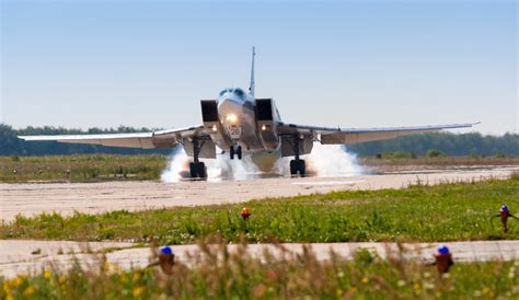 Tupolev Tu-22M Backfire [3207 × 1858] : r/MilitaryPorn