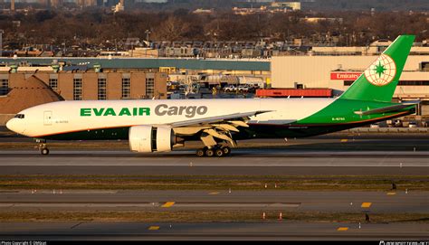 B-16785 EVA Air Boeing 777-F Photo by OMGcat | ID 1361180 ...